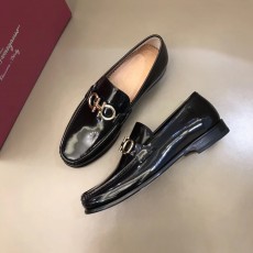 FERRAGAMO 페레가모 간치니 모카신