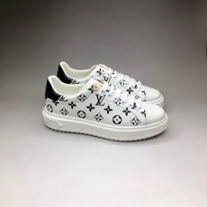 LOUIS VUITTON 루이비통 스니커즈