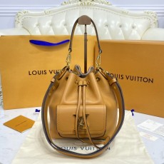 LOUIS VUITTON 루이비통 락미(LOCKME ) 버킷백